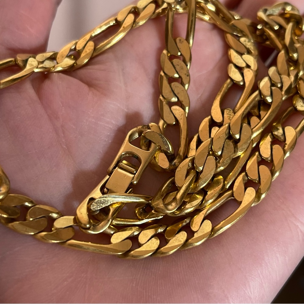 Vintage Gold thick wide Figaro Chain Necklace Heavy Mobwife Maximalism 23 inches